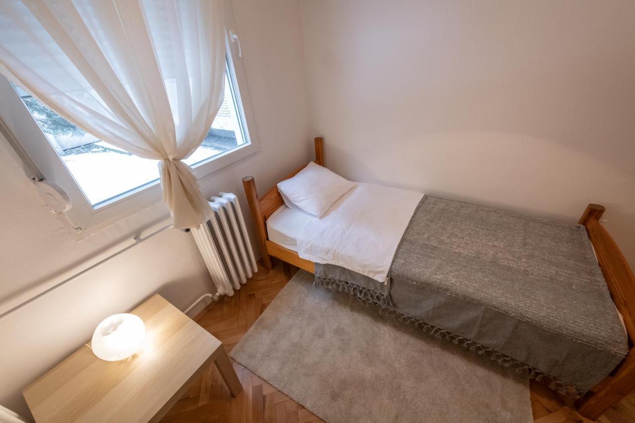 Ada City Break Belgrado Buitenkant foto